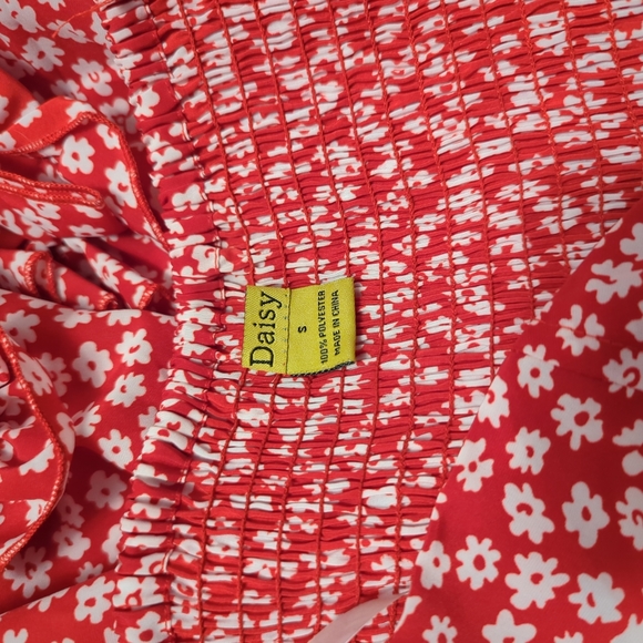 Strapless Red And White Floral Dress With Ruffle Hem Stretch Back Size Small - Picture 4 of 4